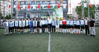 KARTEPE’DE BİRİMLER ARASI FUTBOL TURNUVASI BAŞLADI