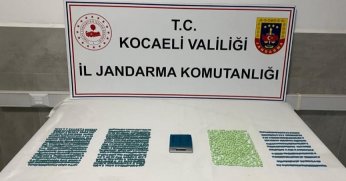 Kocaeli'de bir iş yerinde bin 678 tane uyuşturucu hap ele geçirildi