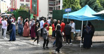 YKS’ye giren öğrenciler yalnız bırakılmadı