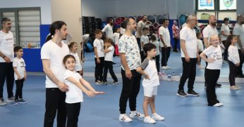 Babalar Gününe özel zumba ve dans
