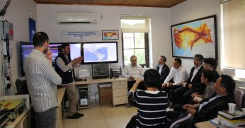 Çinli heyet, deprem çalışmaları için Kocaeli’ye geldi