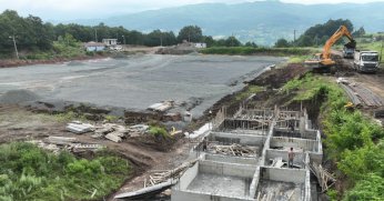 HASANEYN YASAKDÜZÜ SPOR TESİSİ YAPIMI DEVAM EDİYOR