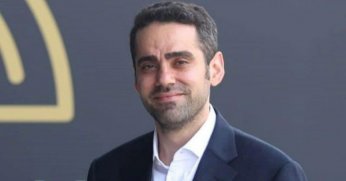 Yasin Ekrem Serim Hakan Fidan'ın yardımcısı oldu