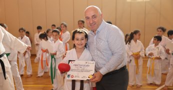 Darıca'nın başarılı sporcuları kuşak atladı