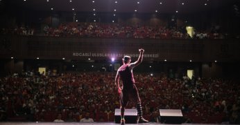 “Aklınla 1000 Yaşa” zeka oyunları yarışmasının kazananları ödüllerini aldı