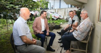 Başkan Özlü’den Hasta ve Yaşlılara Moral Ziyareti  