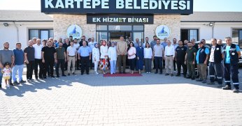 BAŞKAN KOCAMAN EKİBİYLE BAYRAMLAŞTI