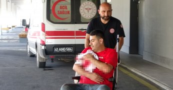 Kimi elini kesti, kimi gözüne boynuz yedi: Acemi kasaplar yine hastanelerdeydi