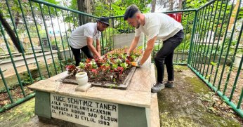 Bayramda Mezarlıklar ve Şehitlikler de Güzelleşti