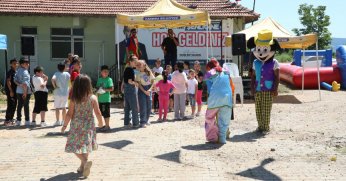 Büyükşehir’in bayram şenlikleri çocuk sesleriyle doldu taştı