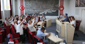 Derince Meclisi’nden Vefa Örneği