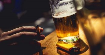 Alkol ve sigaradan alınan ÖTV miktarı yüzde 14.81'e yükseldi