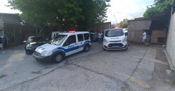 İki gün önce tartıştığı 63 yaşındaki şahsı sırtından bıçakladı