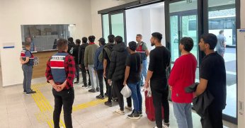 Kocaeli'de Yakalanan Göçmenler Şanlıurfa'ya Sevk Edildi!