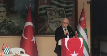 Kocaeli Abhaz Derneği’nde Hasan Konca güven tazeledi 