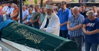 Sezaryenle doğumda fenalaşmıştı, son yolculuğuna uğurlandı