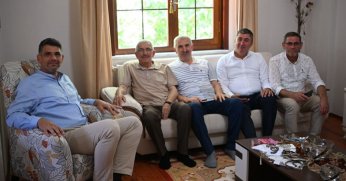 BAŞKAN KOCAMAN’DAN KARTEPELİ HACILARA ZİYARET