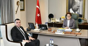 Nusret Acur, Meral Akşener’i ziyaret etti