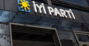İYİ PARTİ'DE İSTİFA!