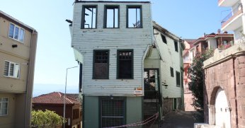 Tarihi Kortel Konağı yeniden yükseliyor