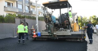 Başiskele’de Asfalt Çalışmalarına Devam