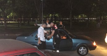 Herkes eğlenirken onlar İzmit sahilinin huzur ve güvenliği için mesai yaptı