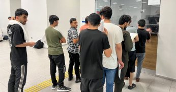 46 düzensiz göçmen sınır dışı edildi