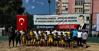 KUM FUTBOLU TURNUVASIYLA BÜYÜK HEYECAN BAŞLADI