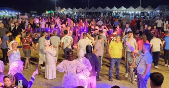 Binlerce kişi şenlikte doyasıya eğlendi