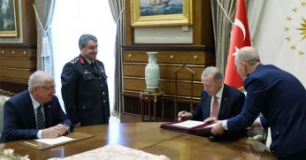 Yeni kuvvet komutanları belli oldu