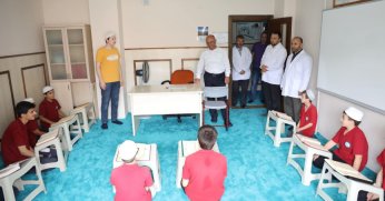 Başkan Söğüt’ten genç hafızlara ziyaret