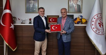 Başkan Aygün’den Bakan Osman Aşkın Bak’a Ziyaret