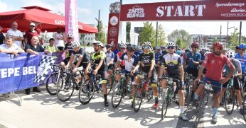 Gencinden yaşlısına Türkiye'nin dört bir yanından bisiklet yarışı için geldiler