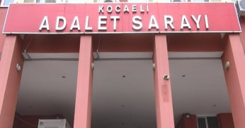 Mahalle bakkalı, kız çocuğuna tacizden tutuklandı