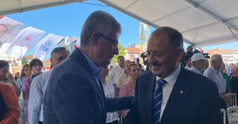 BAKAN ÖZHASEKİ TEMEL ATMA TÖTRENİ İÇİN GÖLCÜK’TE