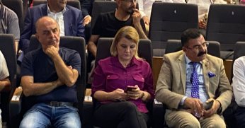  KONGREDE SOĞUK RÜZGARLAR! HÜRRİYET SELAM BİLE VERMEDİ!