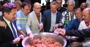 21. Helva Şöleni, Cengiz Kurtoğlu ile şenlendi