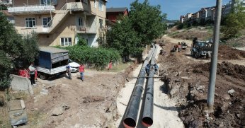 DERİNCE KÖPRÜLÜ KAVŞAK ÇALIŞMALARI KAPSAMINDA ALTYAPI HATLARI DEPLASE EDİLİYOR 