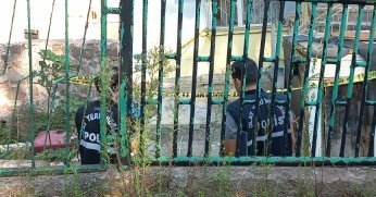 Evinin bahçesinde vuruldu