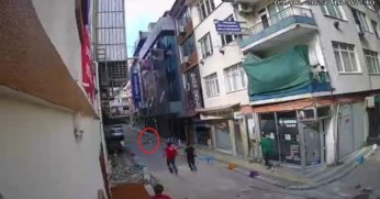 7. kattan düşen genç öldü