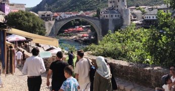 KARTEPE’NİN GENÇLERİ BAŞARI ÖDÜLÜNE KAVUŞTU