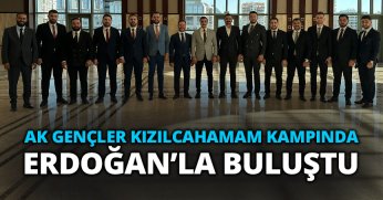 AK GENÇLER KIZILCAHAMAM KAMPINDA ERDOĞAN’LA BULUŞTU
