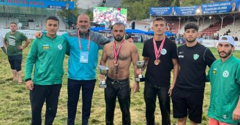 İzmitli pehlivanlar dereceleriyle gururlandırdı