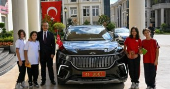 VALİZ YAVUZ ÖĞRENCİLERİ TOGG İLE GEZDİRDİ!