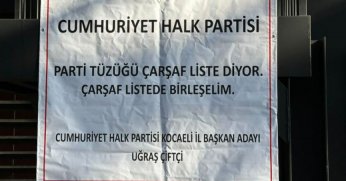  CHP İL KONGRESİ’NDE DİKKAT ÇEKEN PANKART!