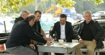 Başkan Özlü Seymen Mahallesi’nde Komşularıyla Buluştu