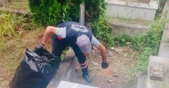 Körfez'de mezarlıklara genel bakım