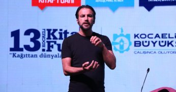 “Kurtarıcı mıyız kurban mı?”