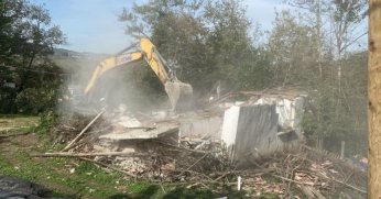 GÖLCÜK’TE MERUK VE ORTA HASARLI 123 BİNA YIKILDI