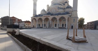 M. Ali Paşa Cami meydan ve otoparkta sona doğru